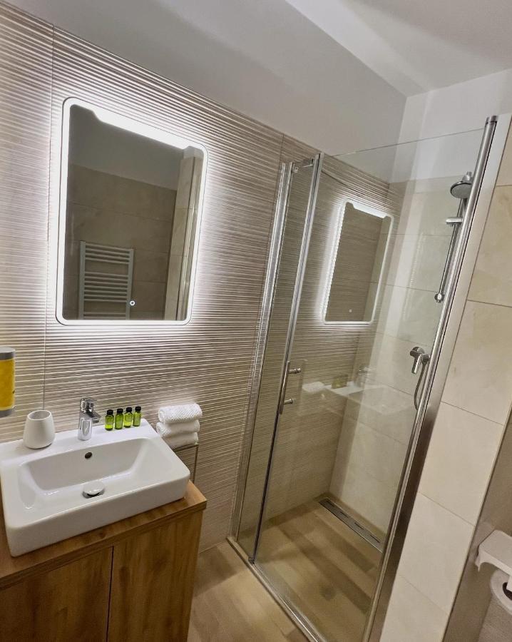 Cozy Stay Apartment Trenčín Εξωτερικό φωτογραφία