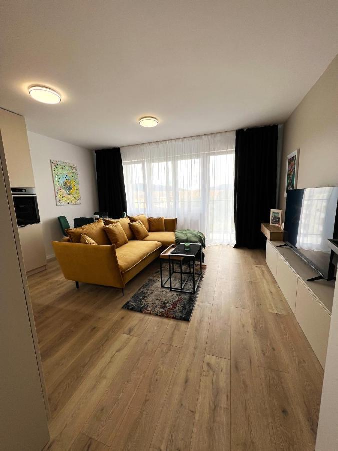 Cozy Stay Apartment Trenčín Εξωτερικό φωτογραφία